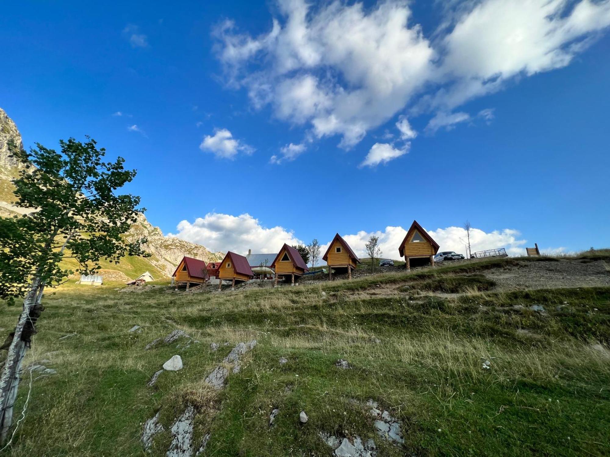Auberge de jeunesse Rural Household Minic - Kapetanovo Jezero à Kolašin Extérieur photo
